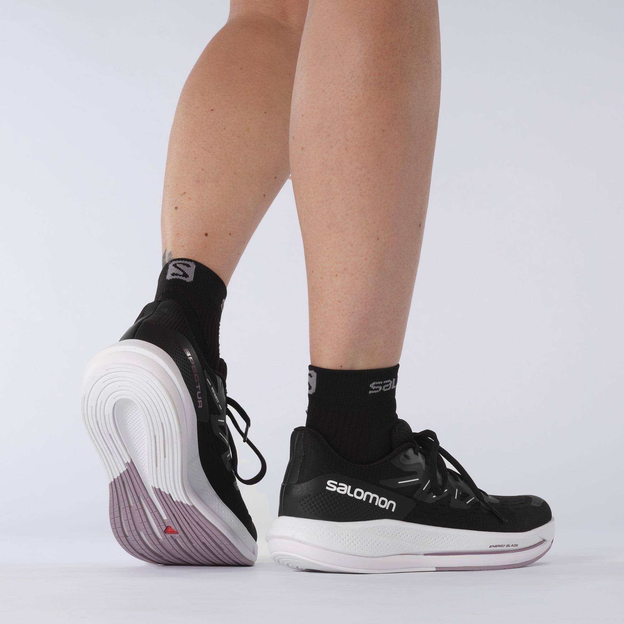 Salomon Women's Spectur Musta / Valkoinen 09