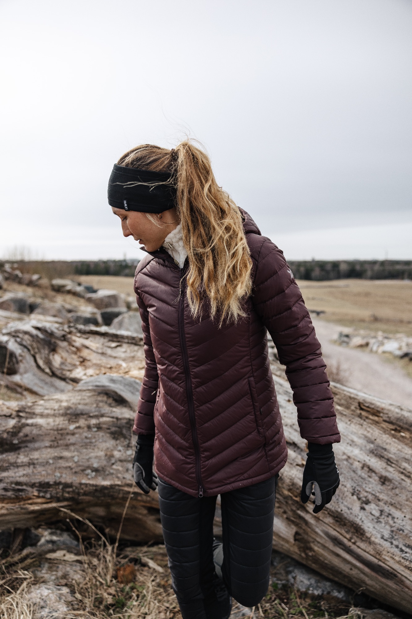 Halti Women's Huippu Mid Down + Jacket Maroon Red 05