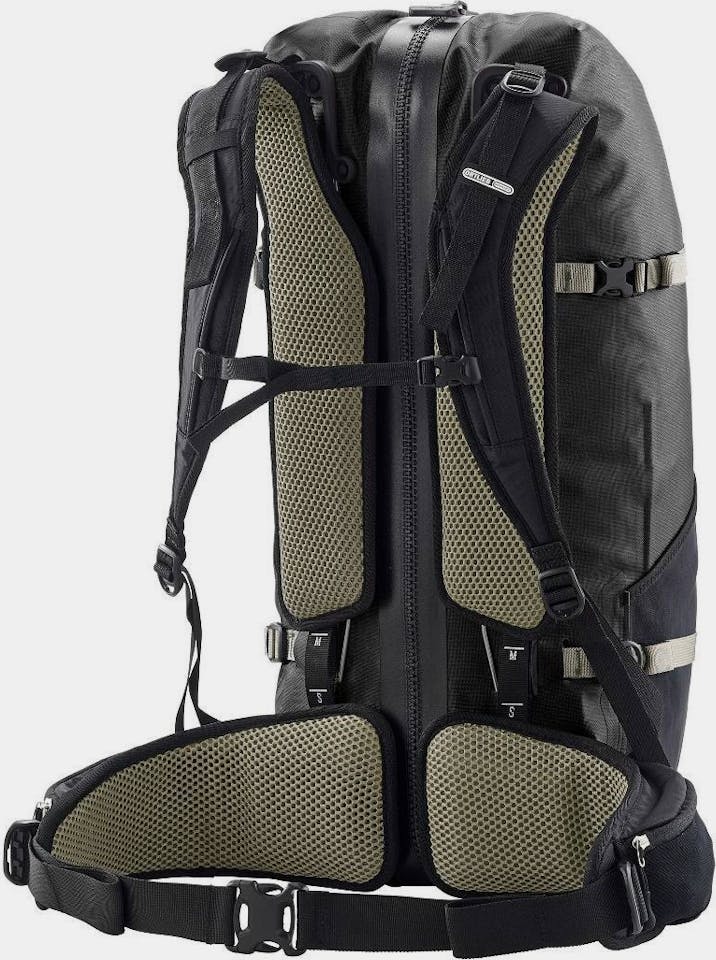 Ortlieb Atrack 35 Black 02