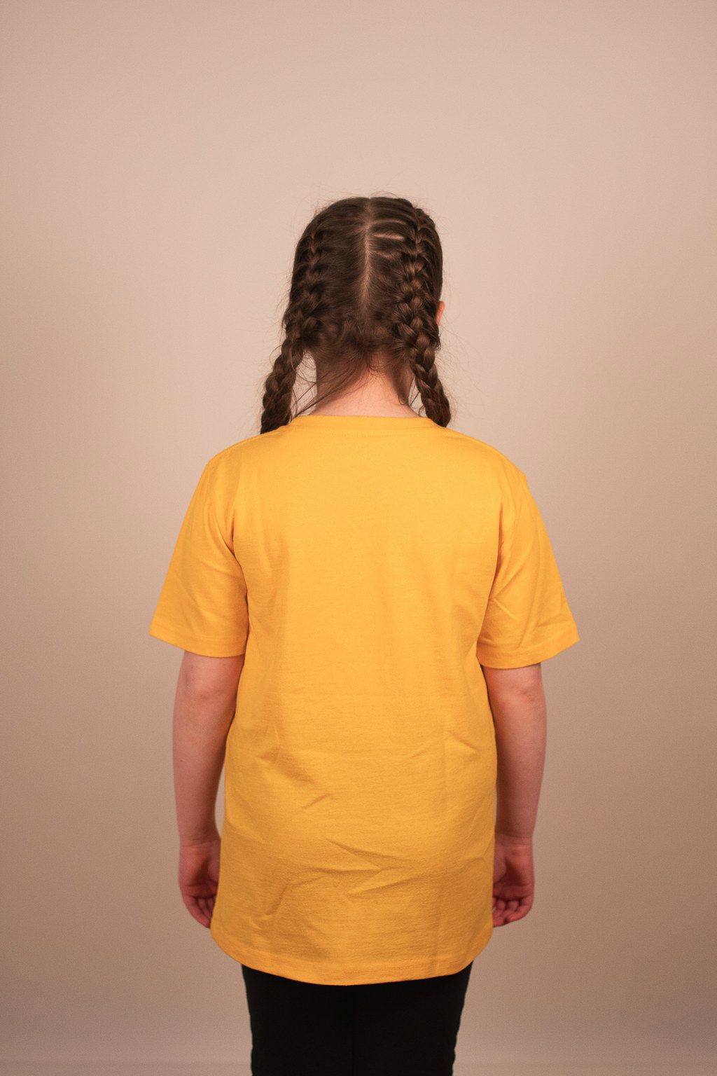 Partiotuote Lasten t-paita, reppu ja Ole valmis -painatus. Yellow 05