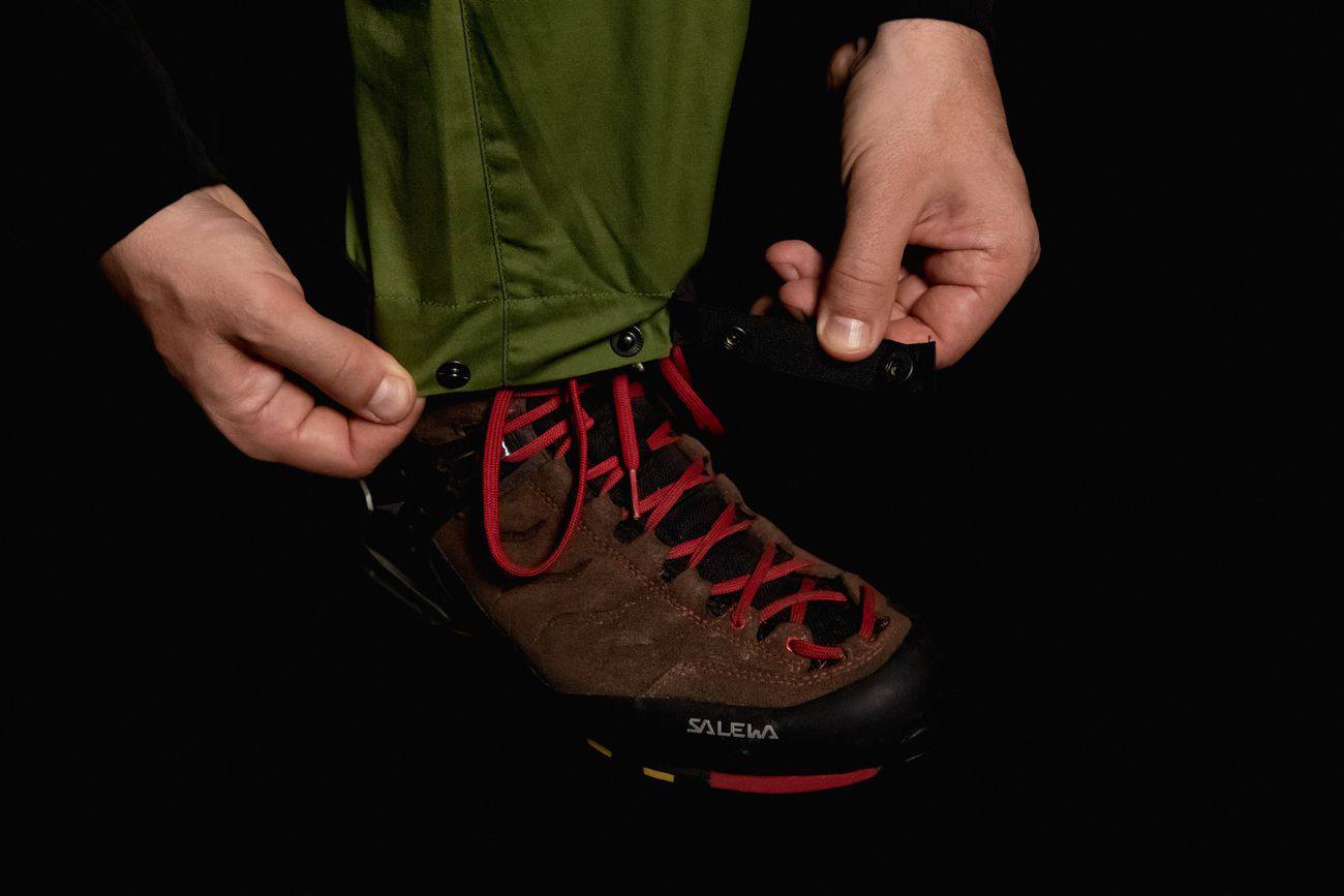 Sasta Vaski Zip Pants Musta 04