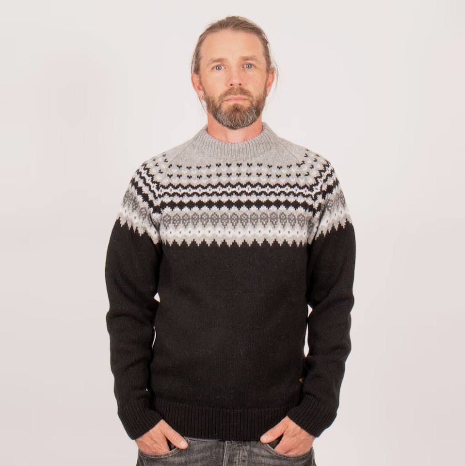 Sätila Sarek Sweater Black 01