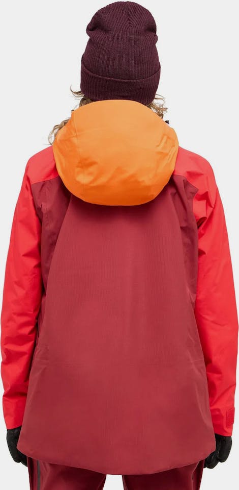 Haglöfs Vassi GTX Pro Jacket Women Carmine Red/Bright Red 02