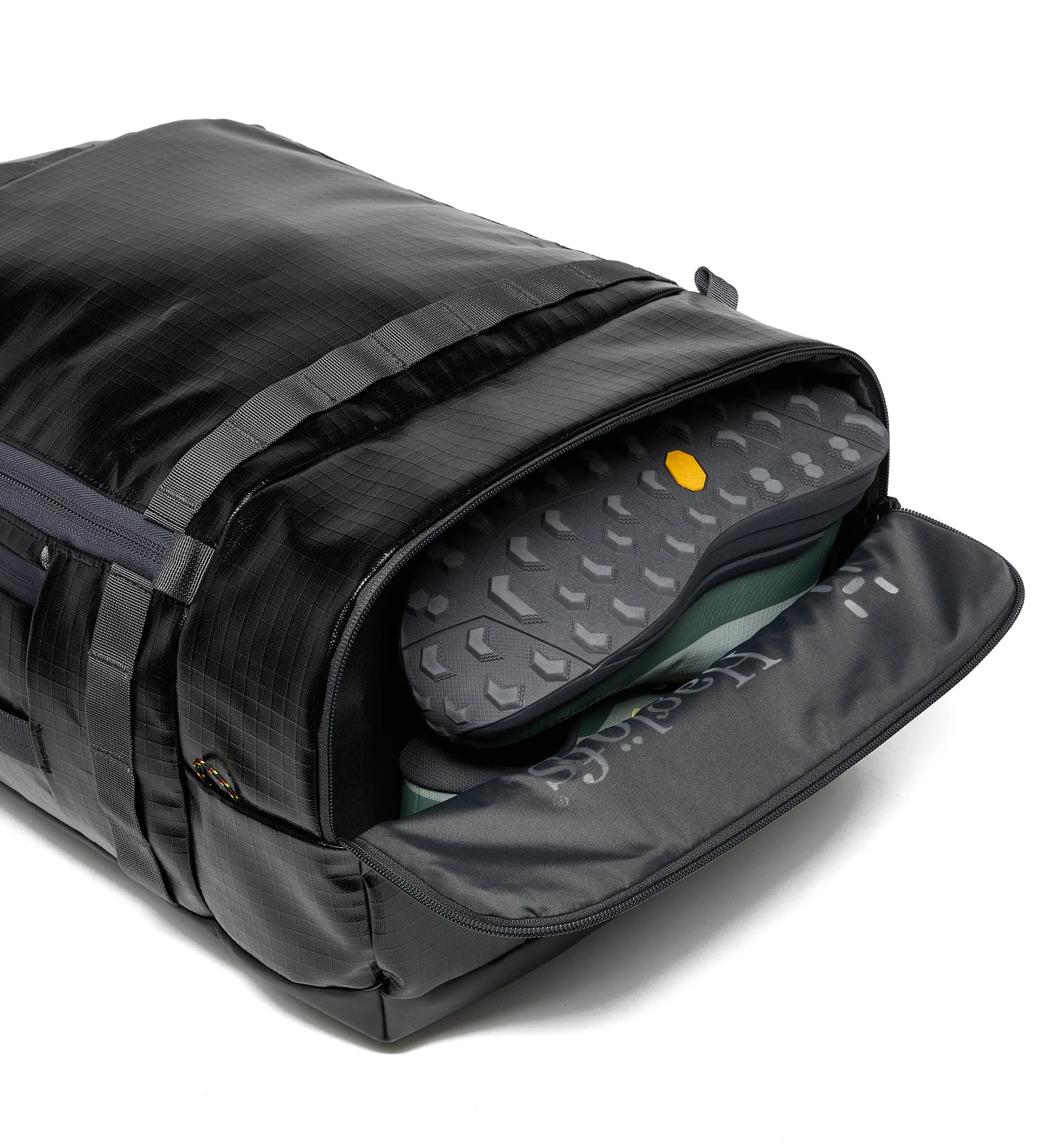 Haglöfs Magma 42 Black / Grey 02