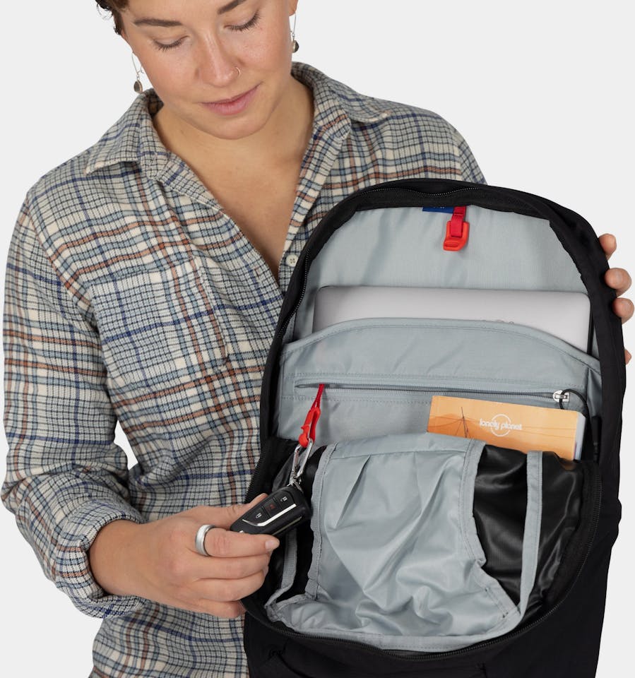 Osprey Fairview 55 Black 12