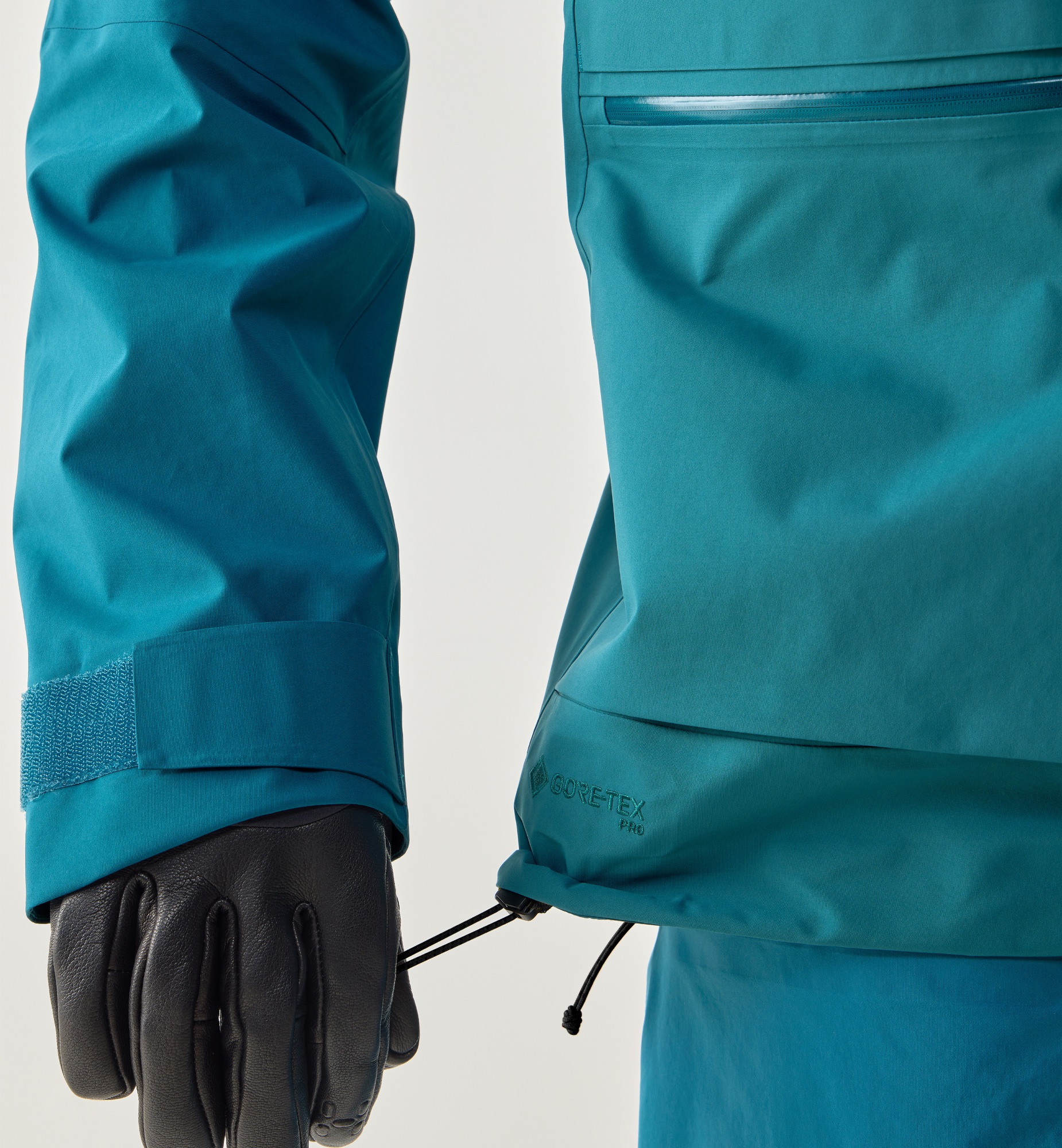 Haglöfs Men's Vassi GTX Pro II Jacket Mountain Teal/Deep Teal 07