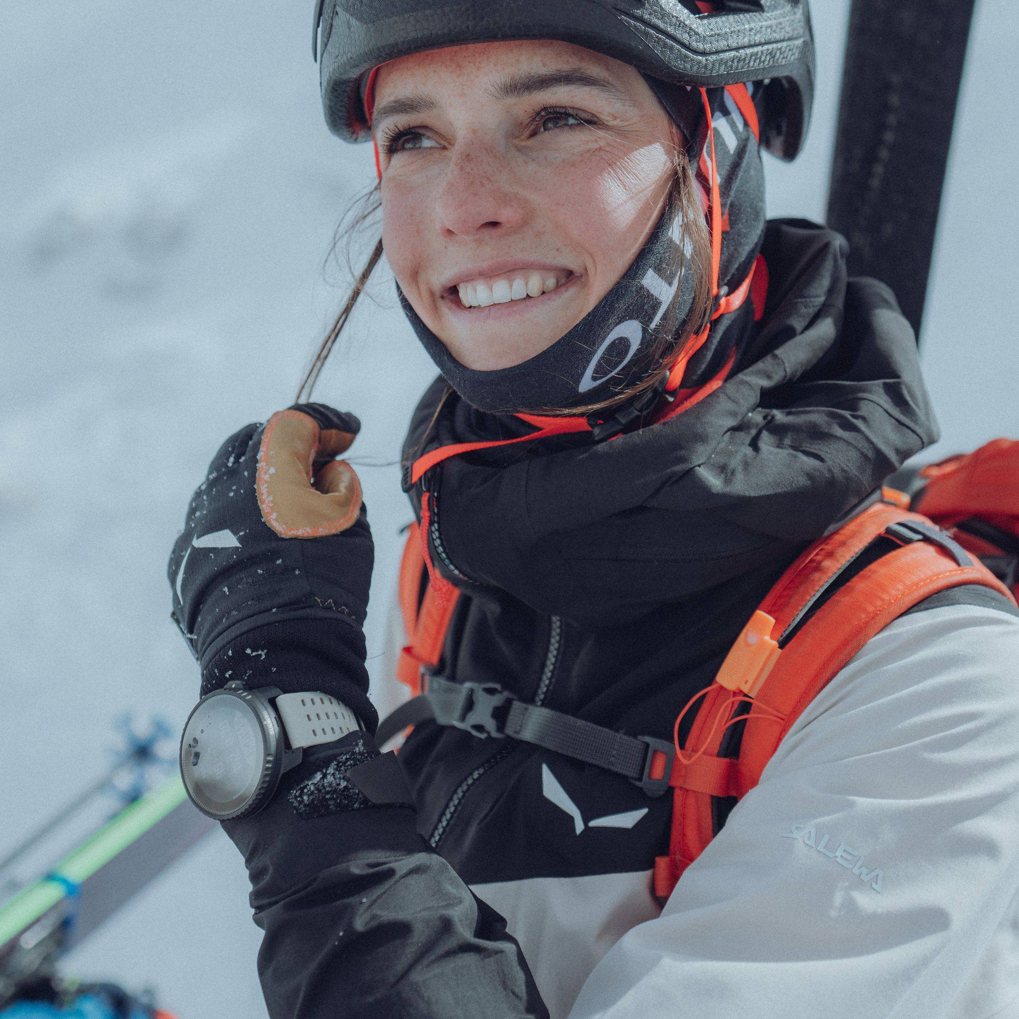 Suunto Vertical Solar Sand  25