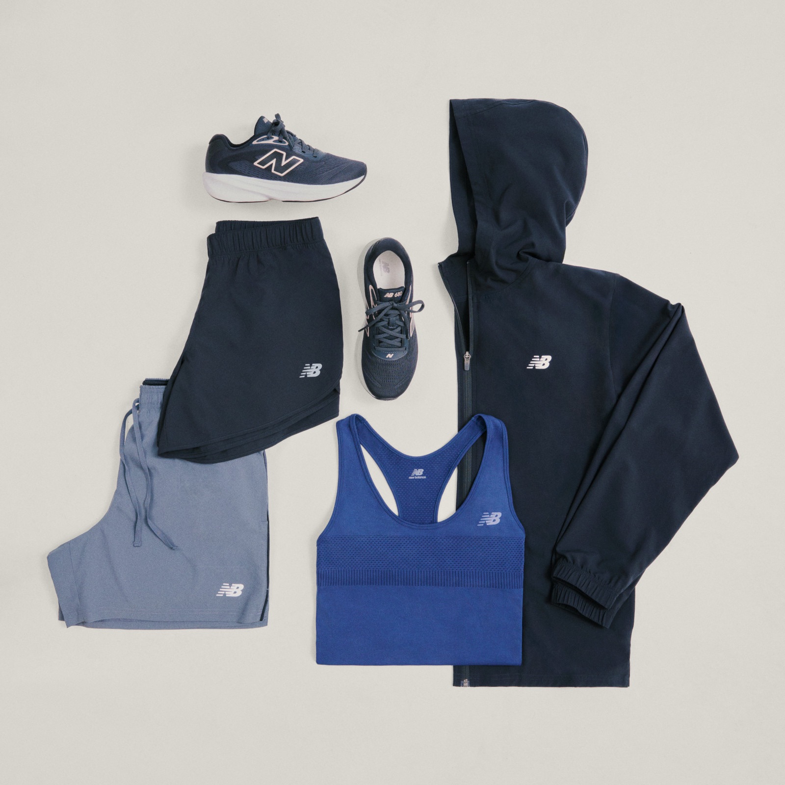 New Balance Women's Fresh Foam 680 V9 Black 04