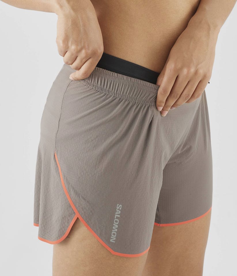 Salomon Women's Sense Aero 5" Shorts Iron 04