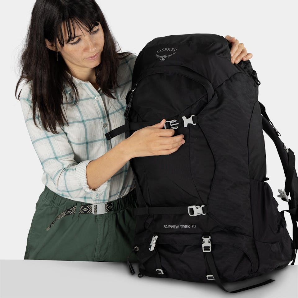 Osprey Fairview Trek 70 Black 02