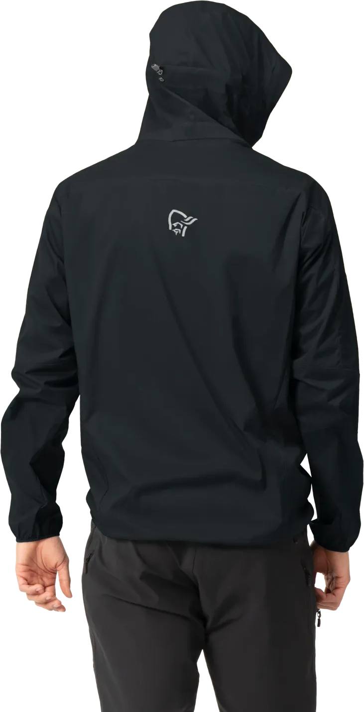 Norrøna Falketind Aero60 Hood Caviar 03