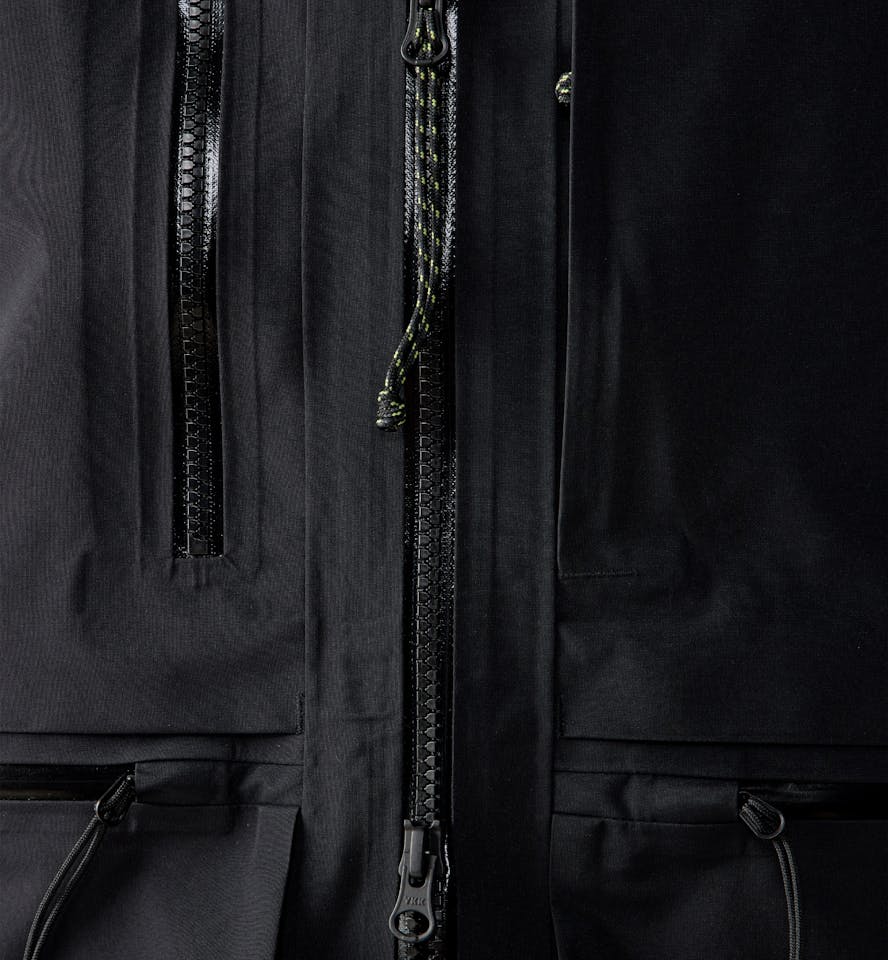 Haglöfs Men's Vassi GTX Pro II Jacket Musta 12