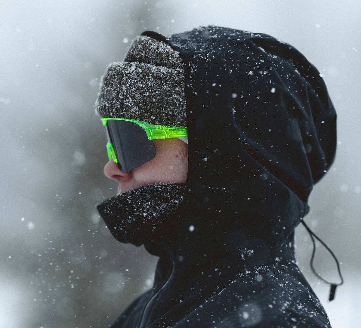 Tripoint Lake Victoria Transparent Neon  04