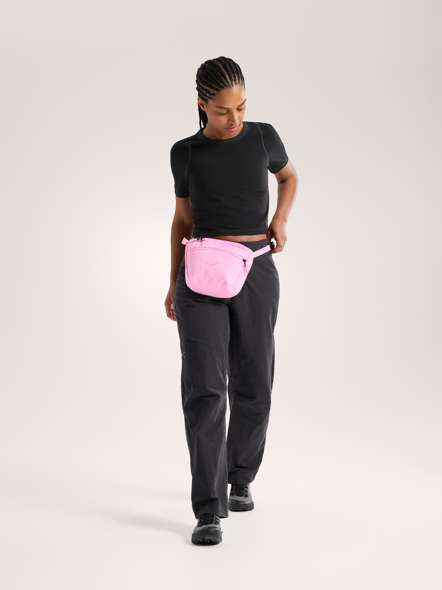 Arc'teryx Mantis 2 Pineberry 03