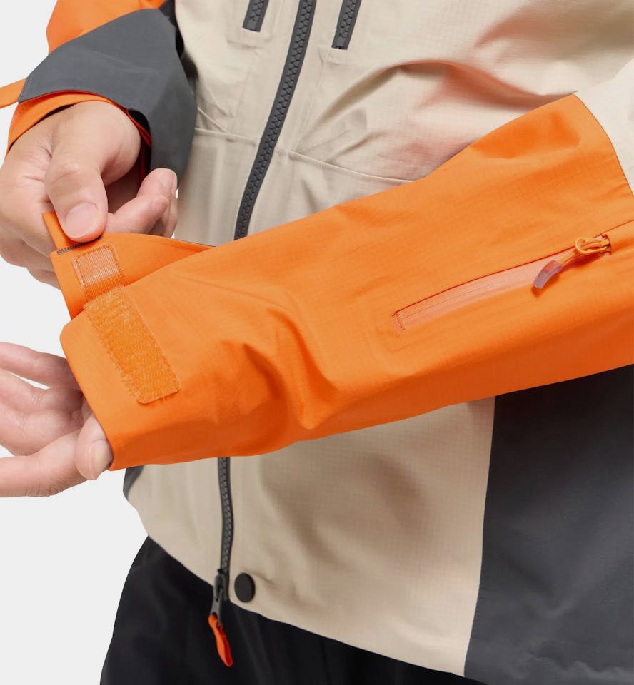 Haglöfs Men's Spitz GTX Pro Jacket Chalk/Magnetite 11