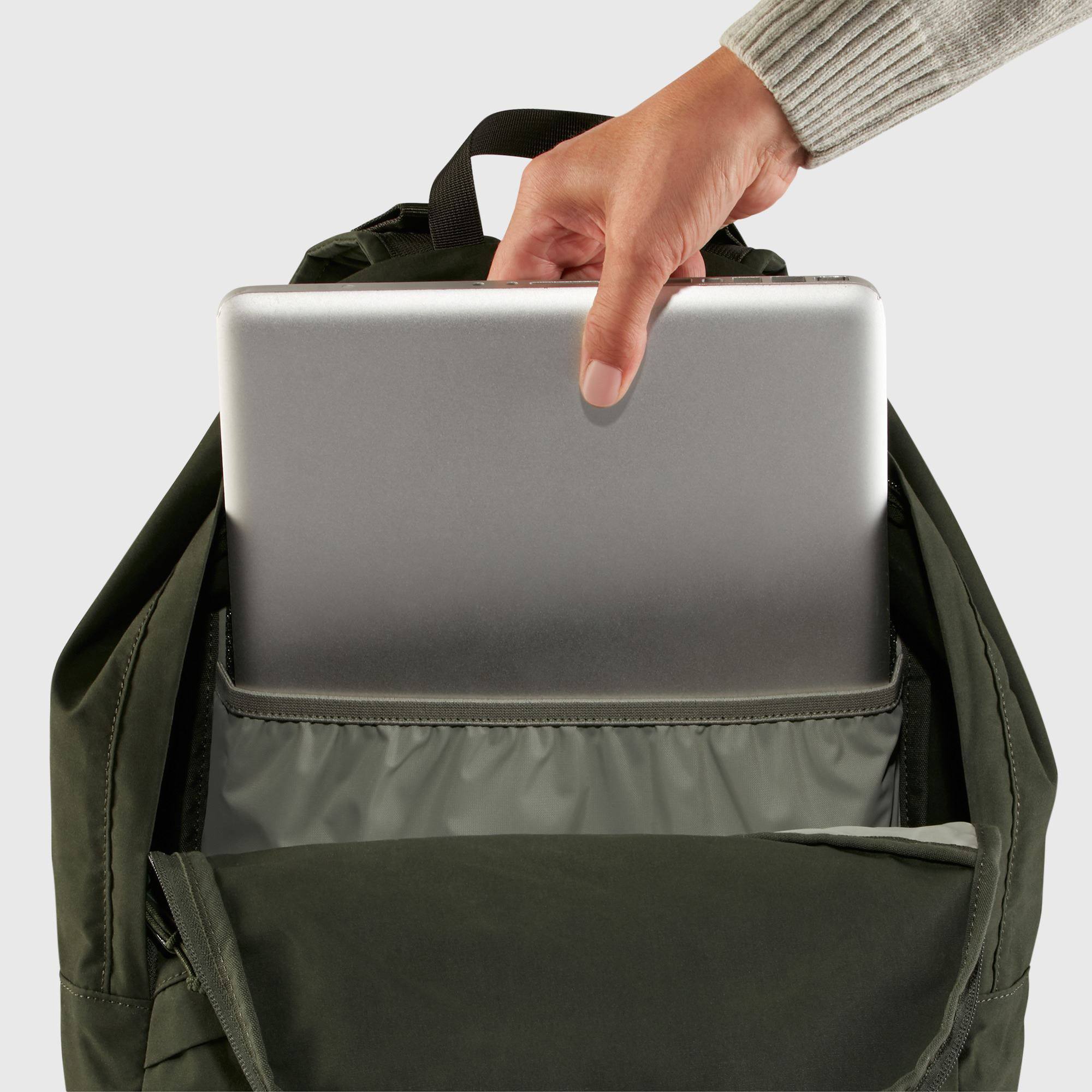 Fjällräven Vardag 25 ja Rab Men's Nexus Hoody Musta 41