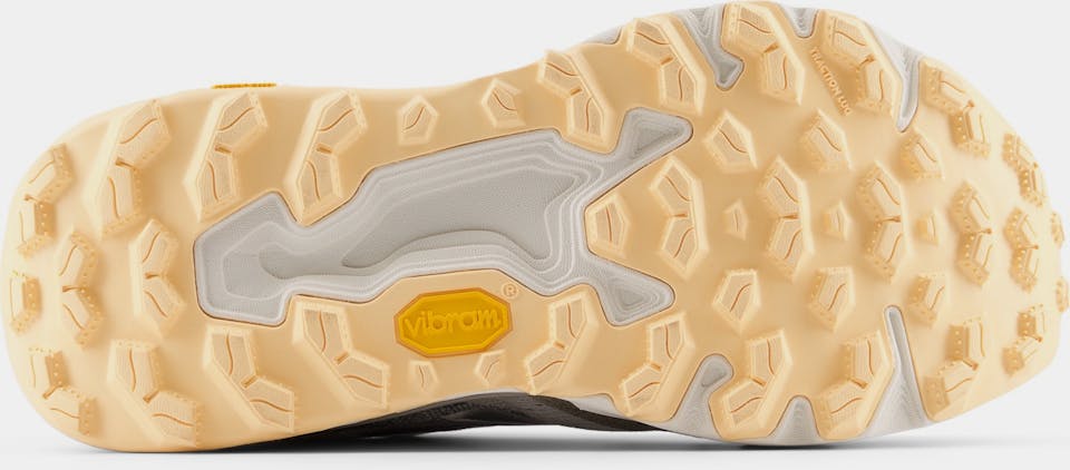 New Balance Women's Fresh Foam Hierro v9 Sea Salt / White Peach 05