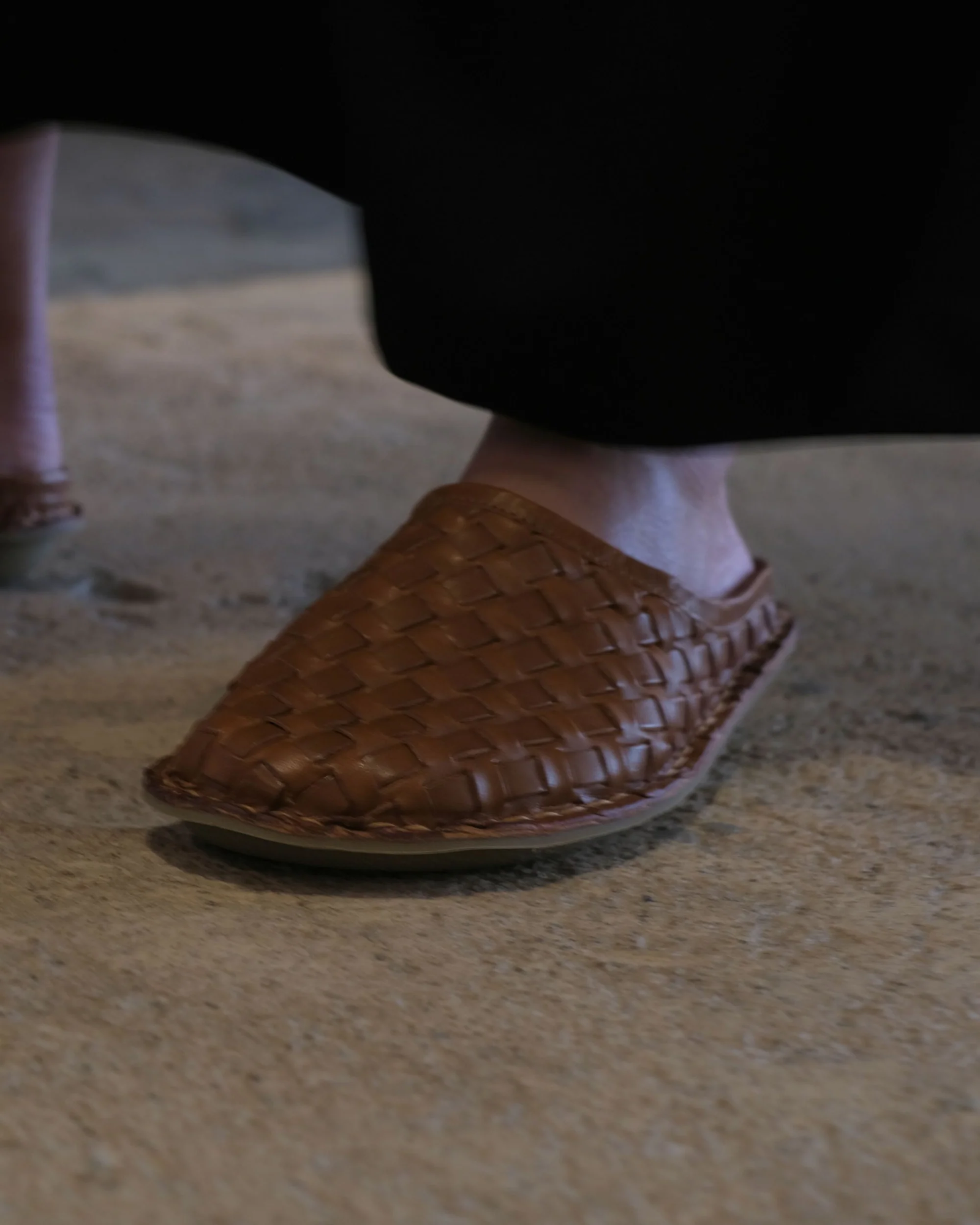 VIBAe Roma Woven Leather Cognac 08