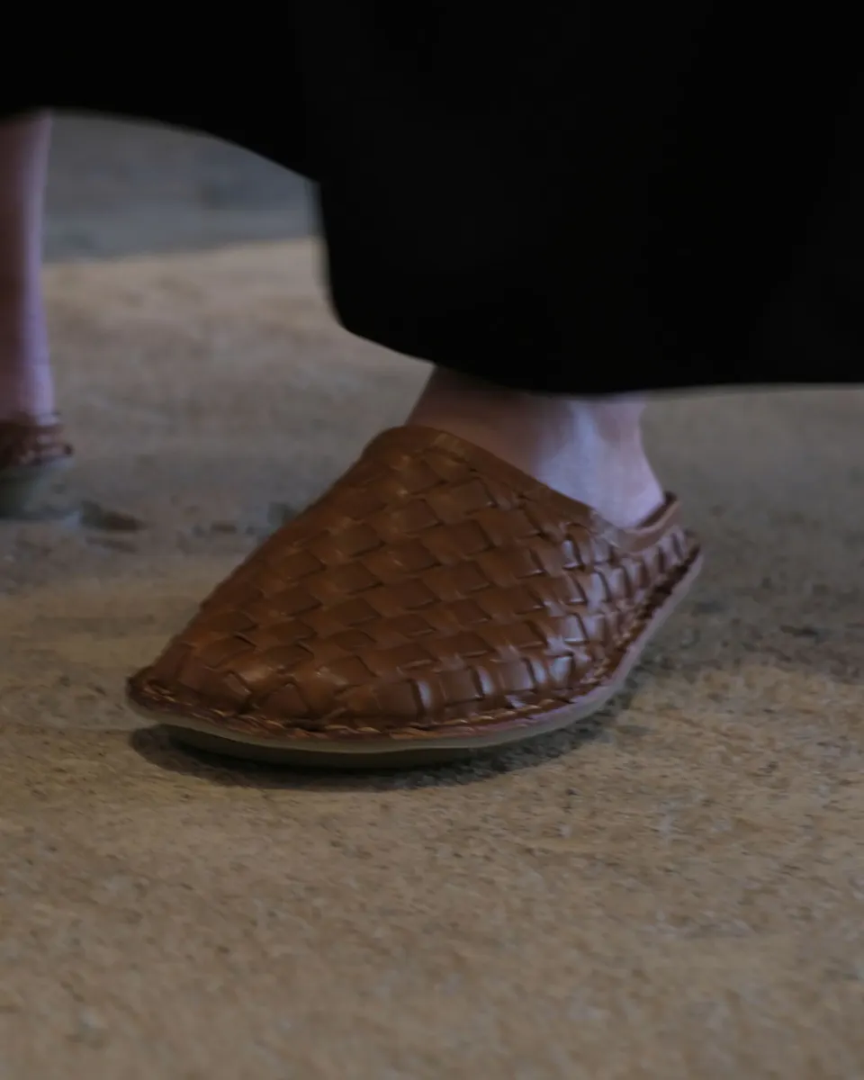 VIBAe Roma Woven Leather