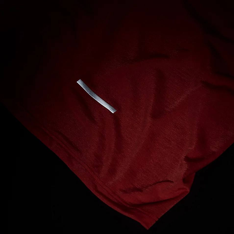 The North Face Women's Up With The Sun S/S Red 07