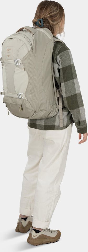 Osprey Fairview 40 Black 23