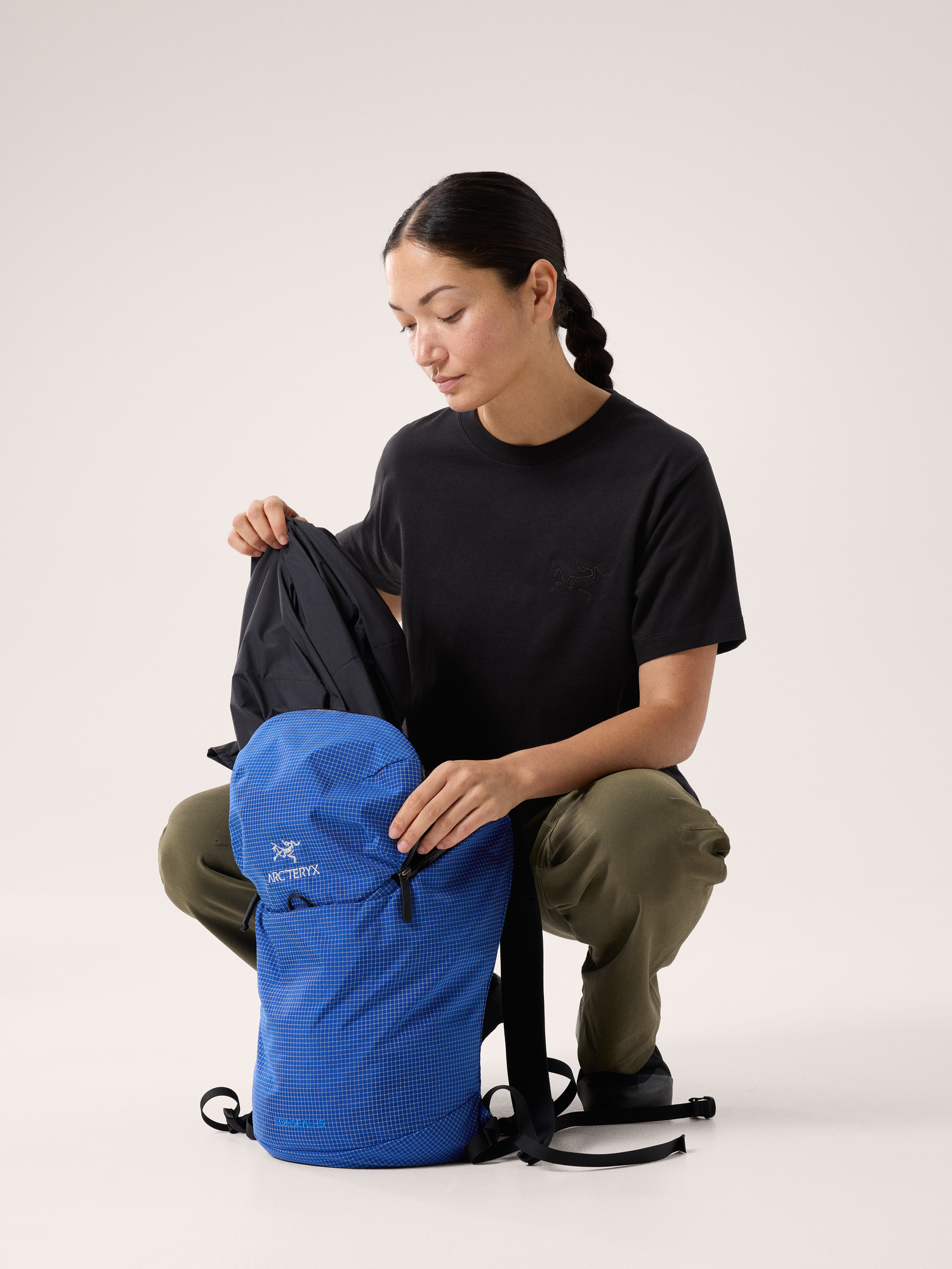 Arc'teryx Women's Kragg Cotton Little Bird SS Musta 06