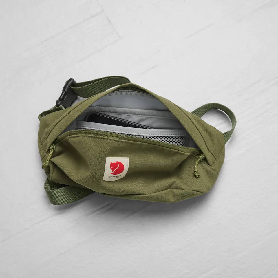 Fjällräven Ulvö Hip Pack Medium Red Gold 05