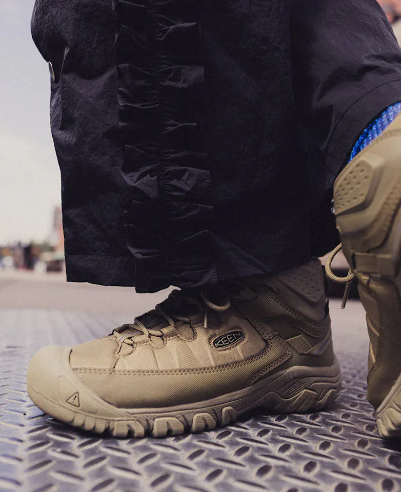 Keen Men's Targhee Exp Mid Waterproof Olive 07