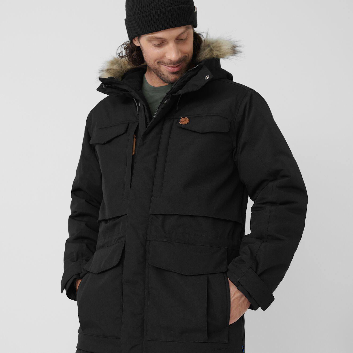 Fjällräven Men's Nuuk Parka Deep Forest 07