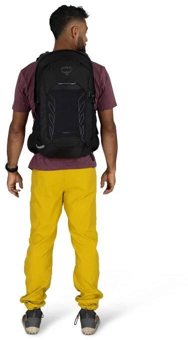 Osprey Talon 22 Musta/Coal 03