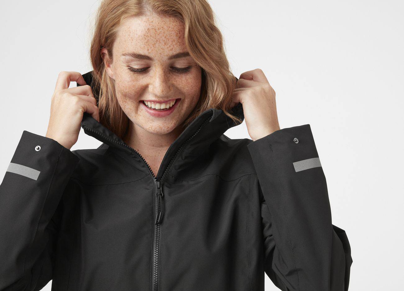 Helly Hansen Lisburn W Raincoat Musta 05