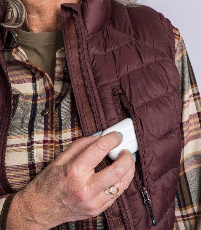 Pinewood Women's Abisko Insulated Vest Plum 04