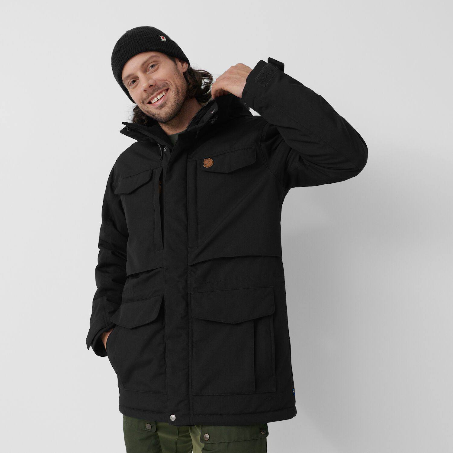 Fjällräven Men's Nuuk Parka Deep Forest 05