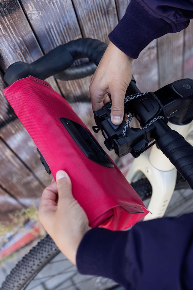 Ortlieb Velo Sling Cyber Flex Pinkki 07