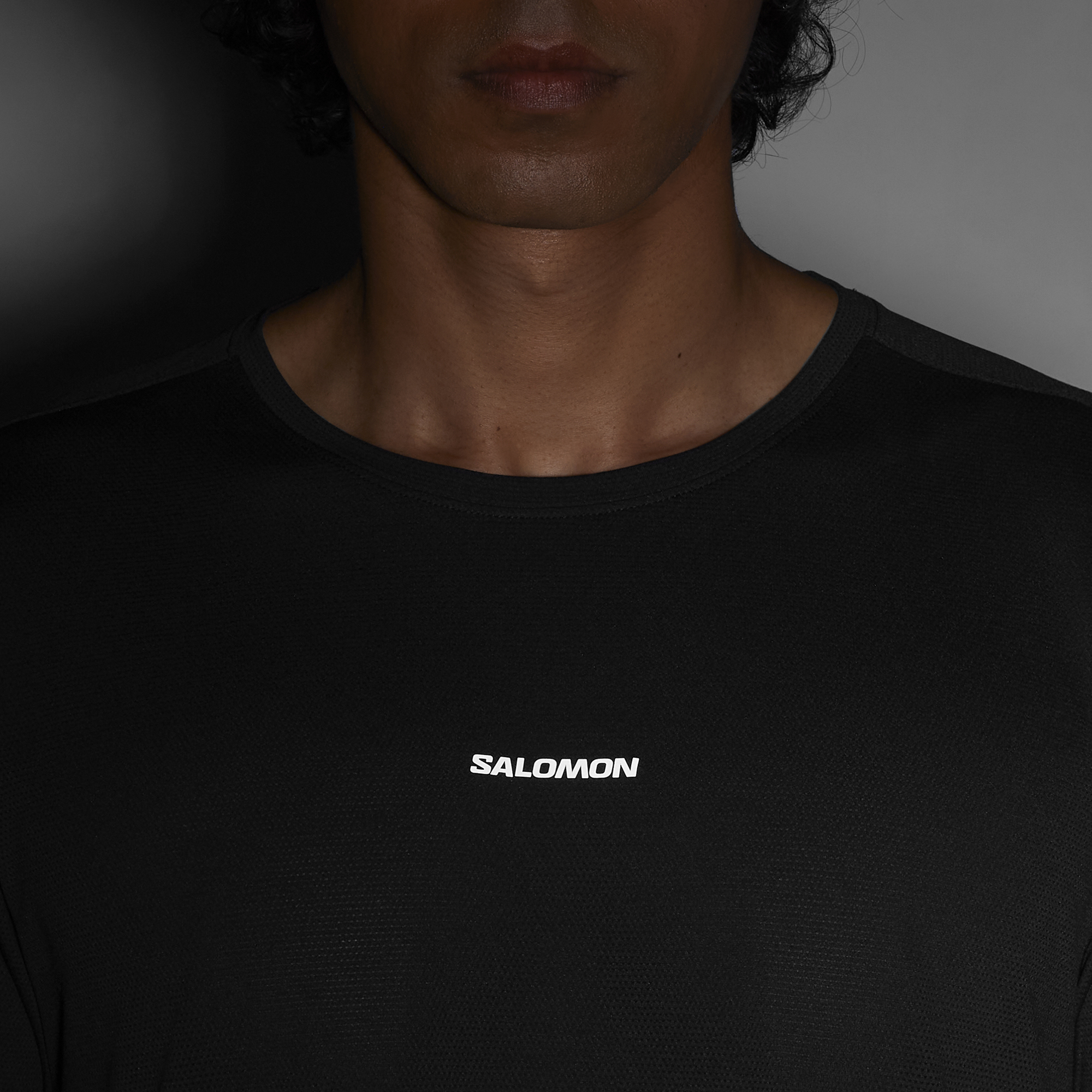 Salomon Men's Shakeout Core Long Sleeve Graph Musta 05