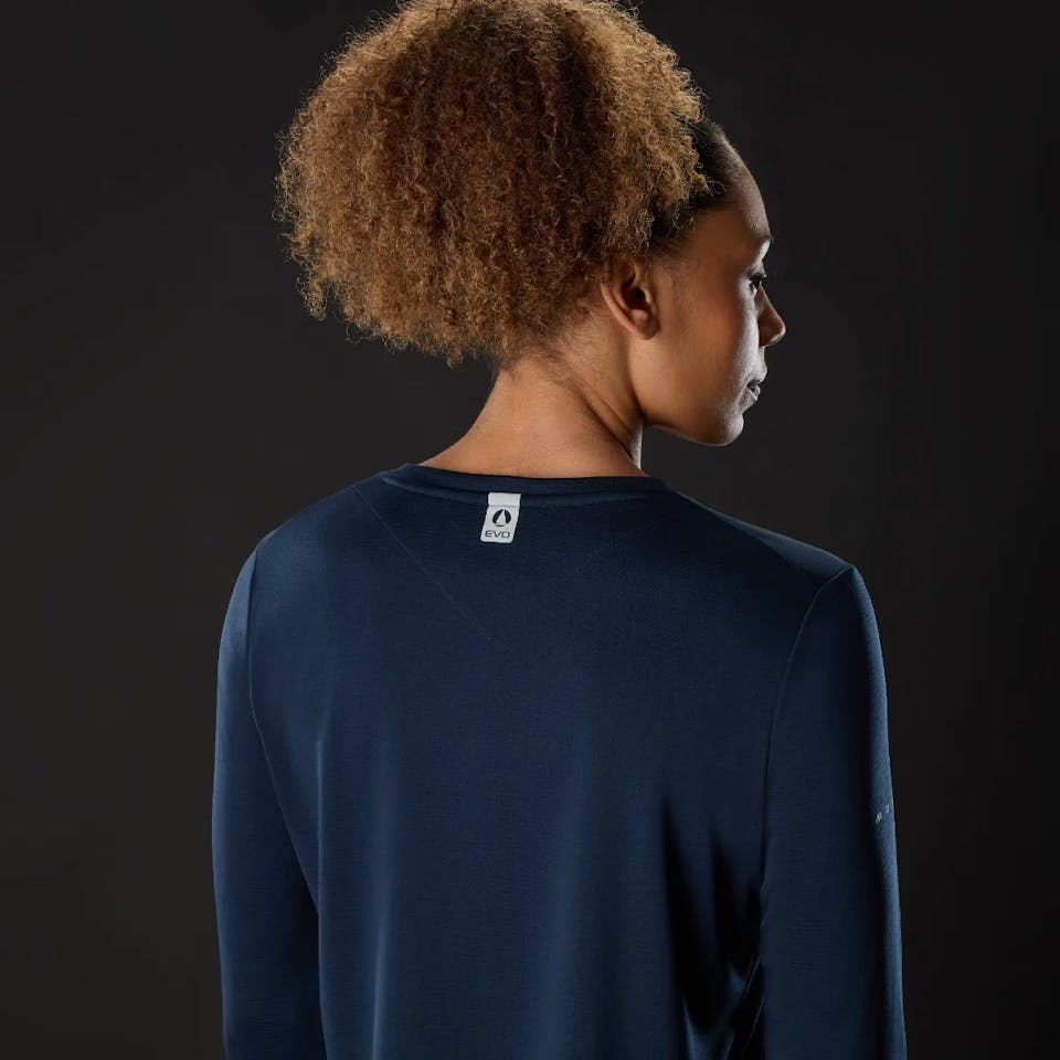 Musto Women's Evo Crew Sunblock Long Sleeve Navy 06
