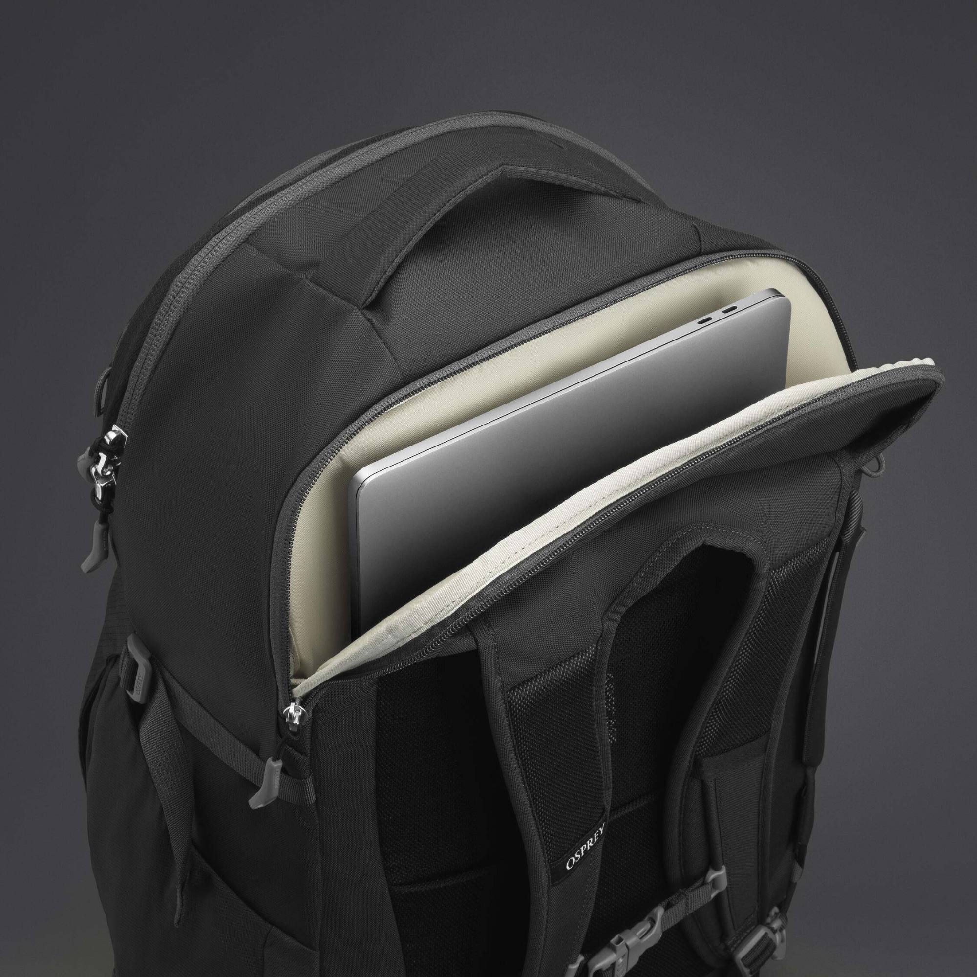 Osprey Daylite Carry-On Travel Pack 44 L Musta 15