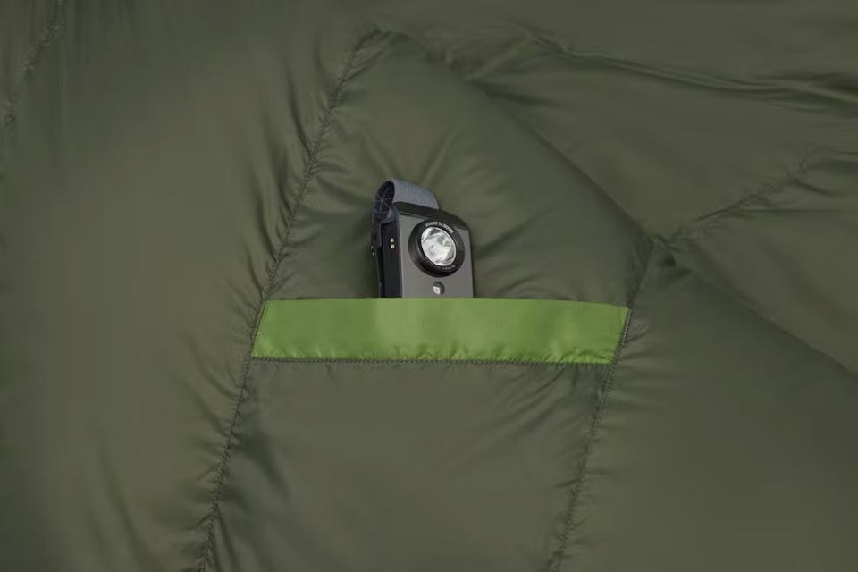 Marmot Mad River 30 Foliage Green 05