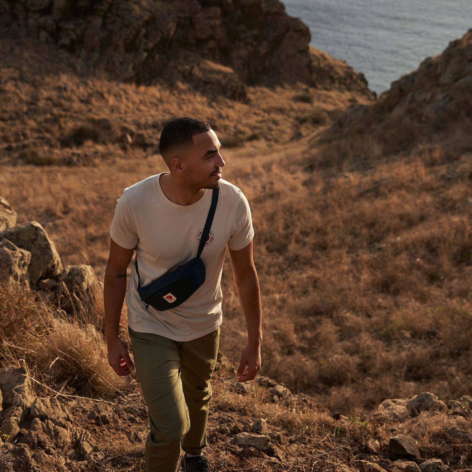 Fjällräven Ulvö Hip Pack Medium Red Gold 10