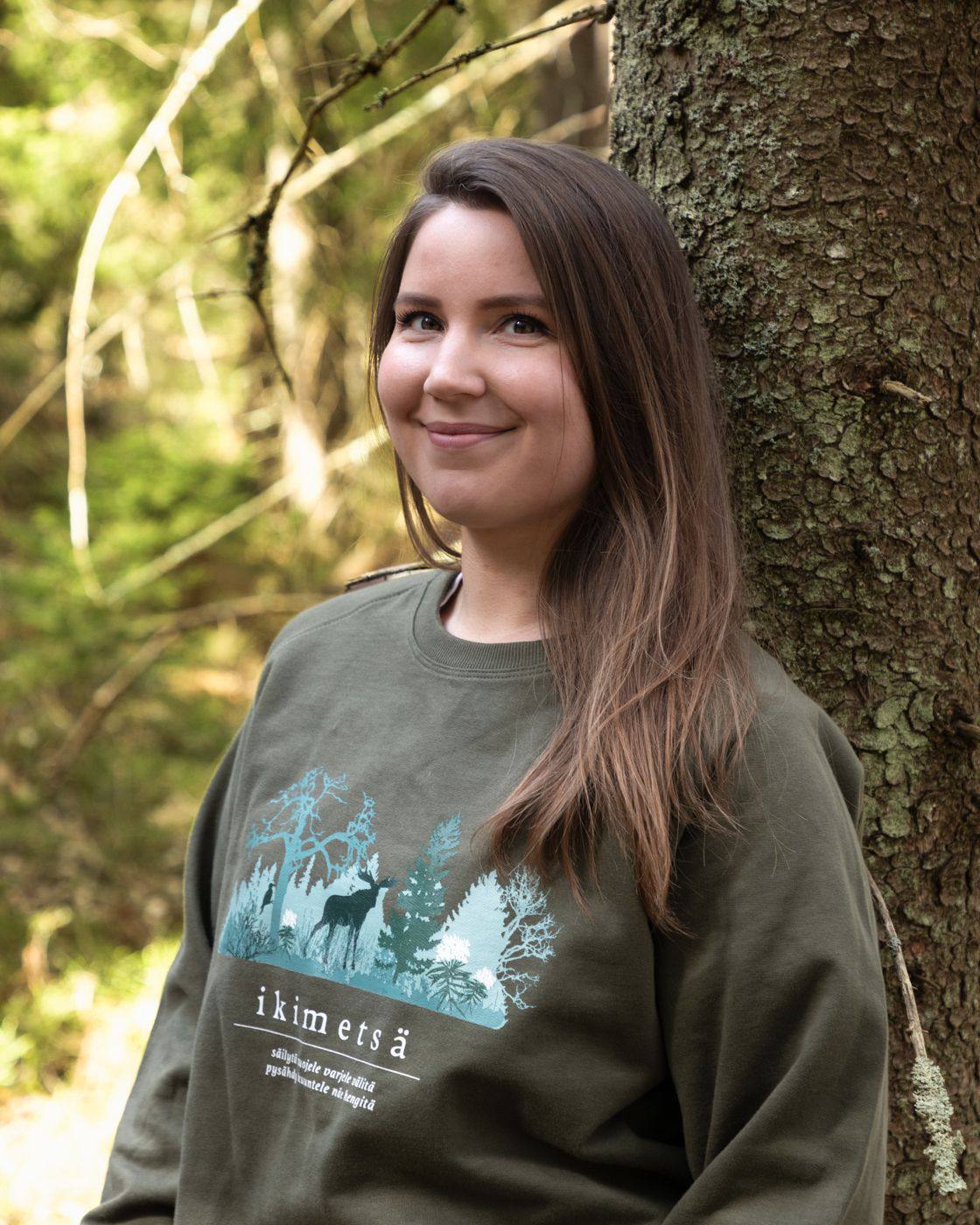 Metsä/Skogen Ikimetsä College, printti Tummanvihreä 03