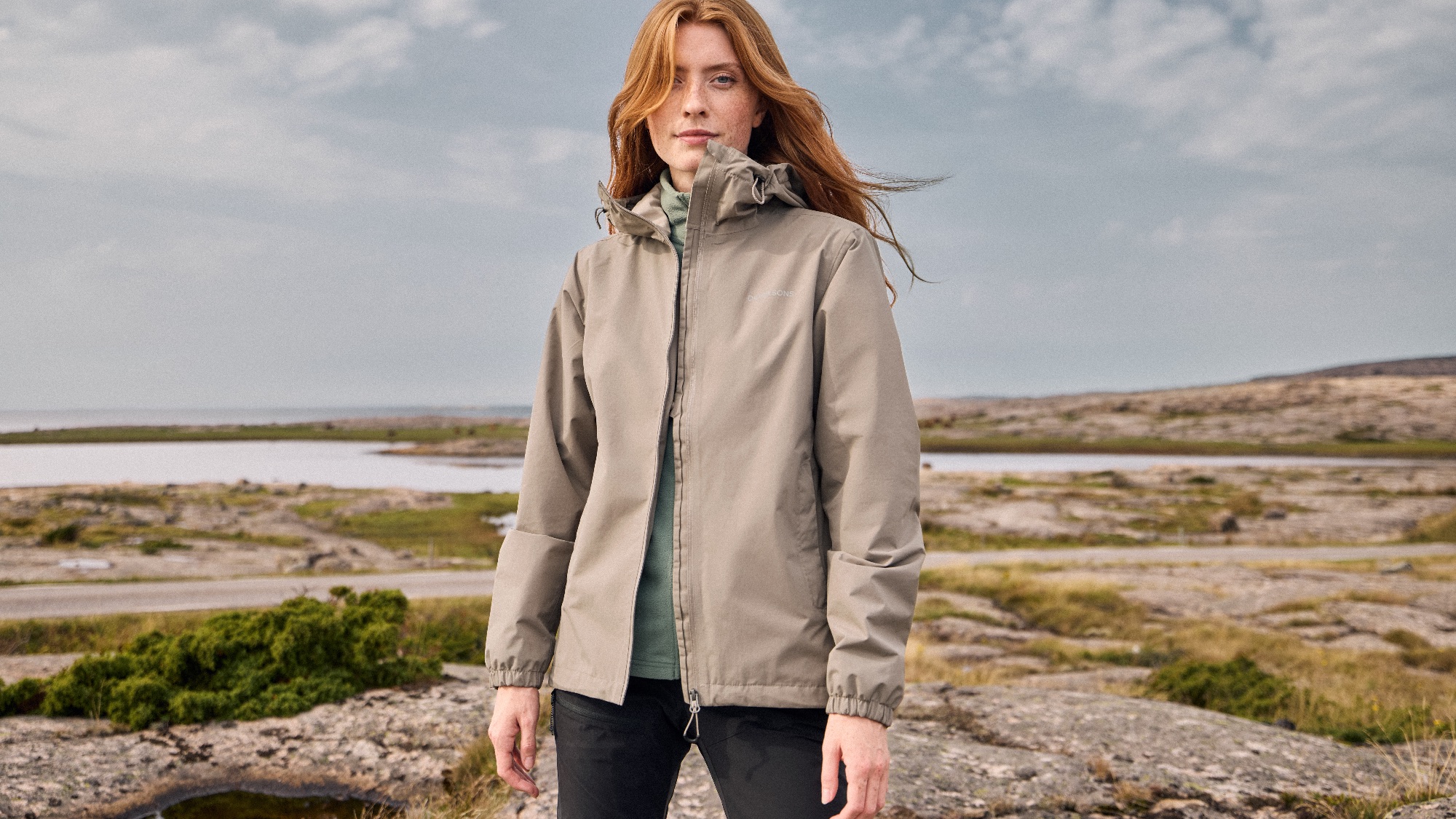 Didriksons Women's Varja 2 Jacket Ash Brown 02