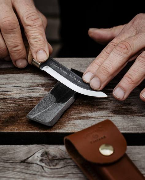 Marttiini Natural Sharpening Stone With Leather Sheath  02