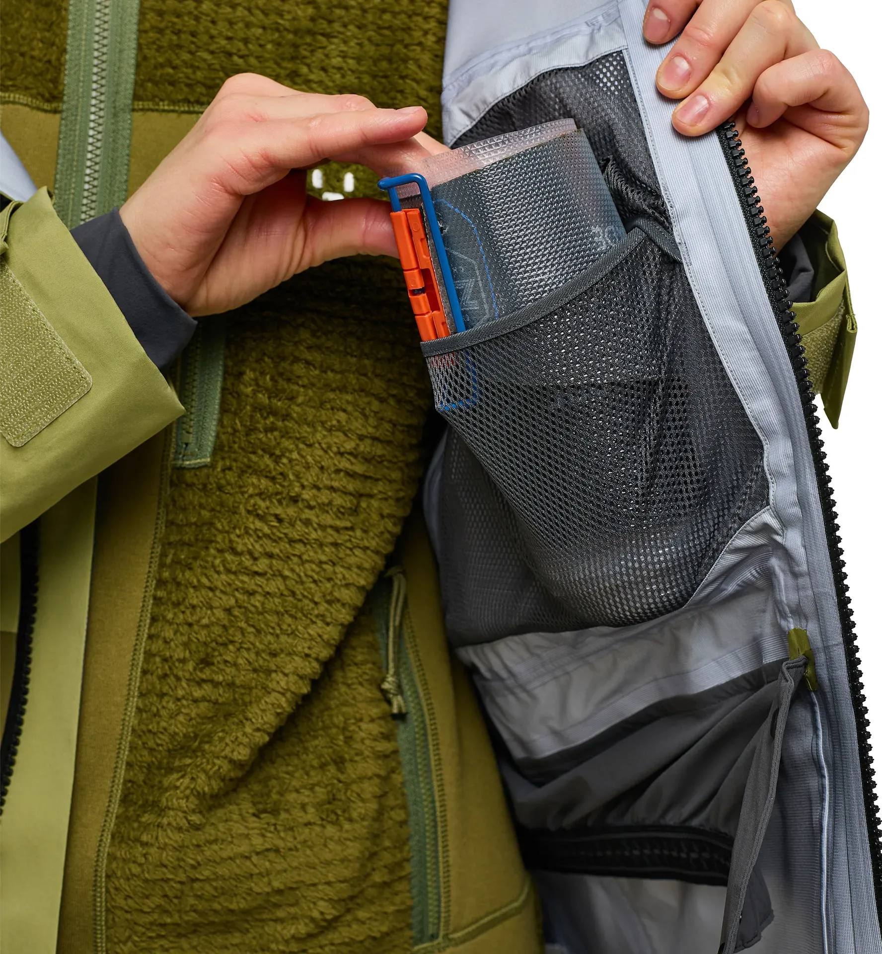 Haglöfs Women's Vassi GTX Jacket Thyme green/Olive green 09