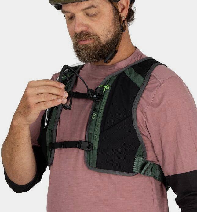 Osprey Escapist Velocity 6 Black 05