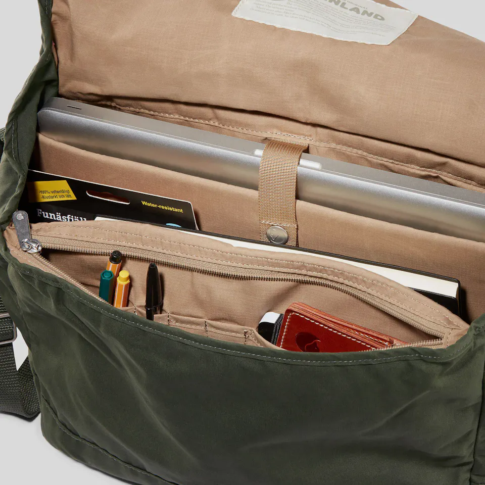 Fjällräven Greenland Shoulder Bag Black 11