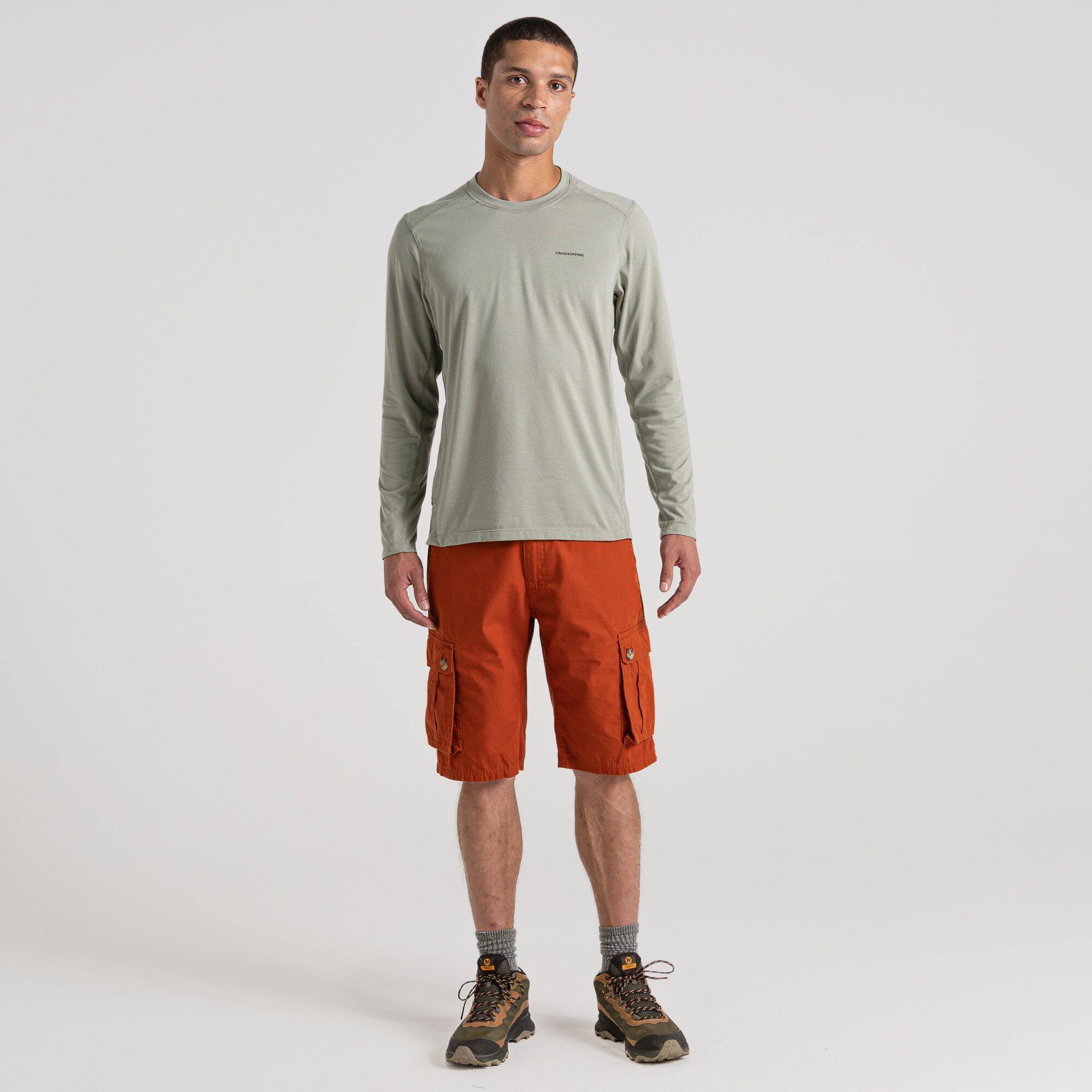 Craghoppers Kevyt paita ja katkolahjehousut miehille Tummanharmaa 22