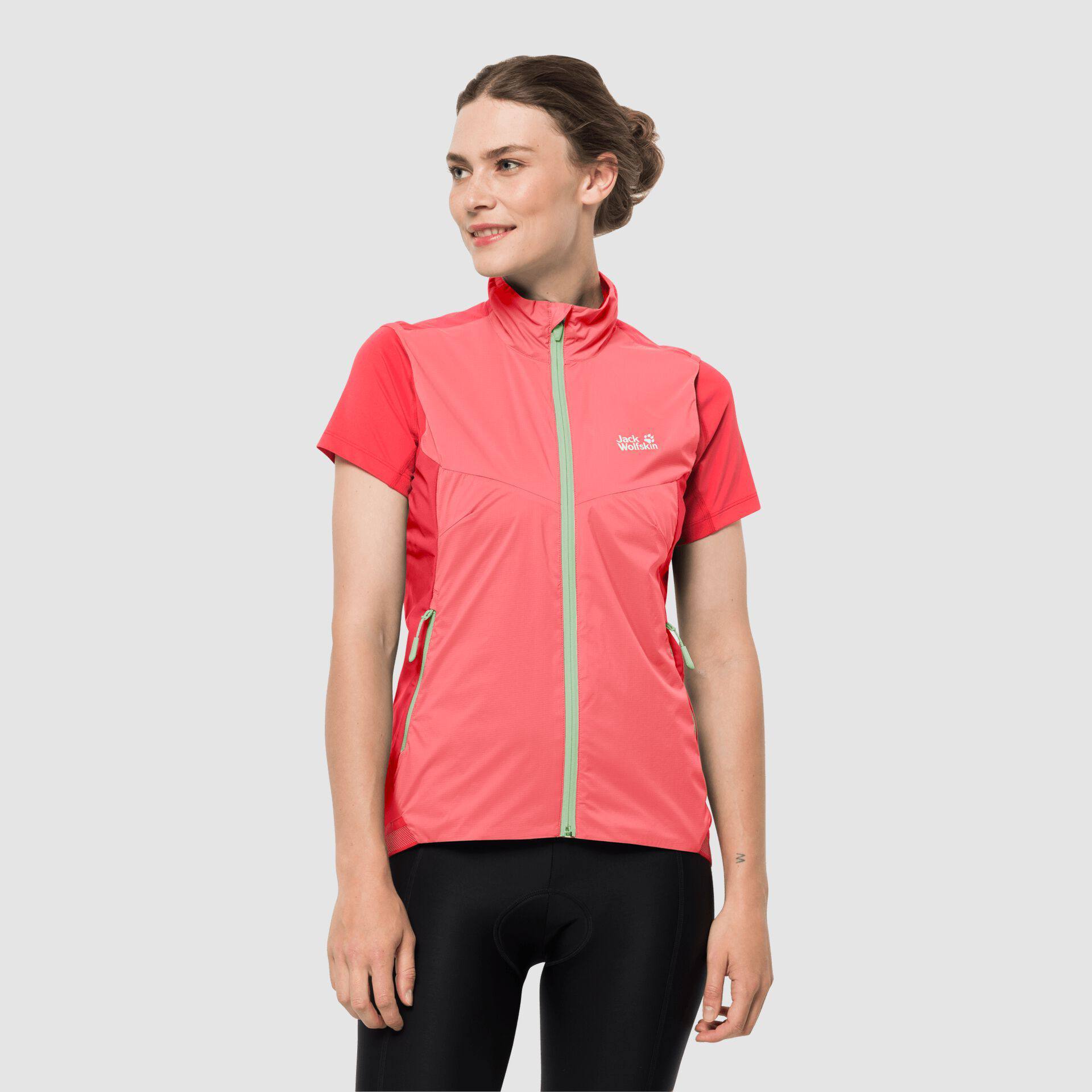 Jack Wolfskin Tourer Softshell Vest W Red 02