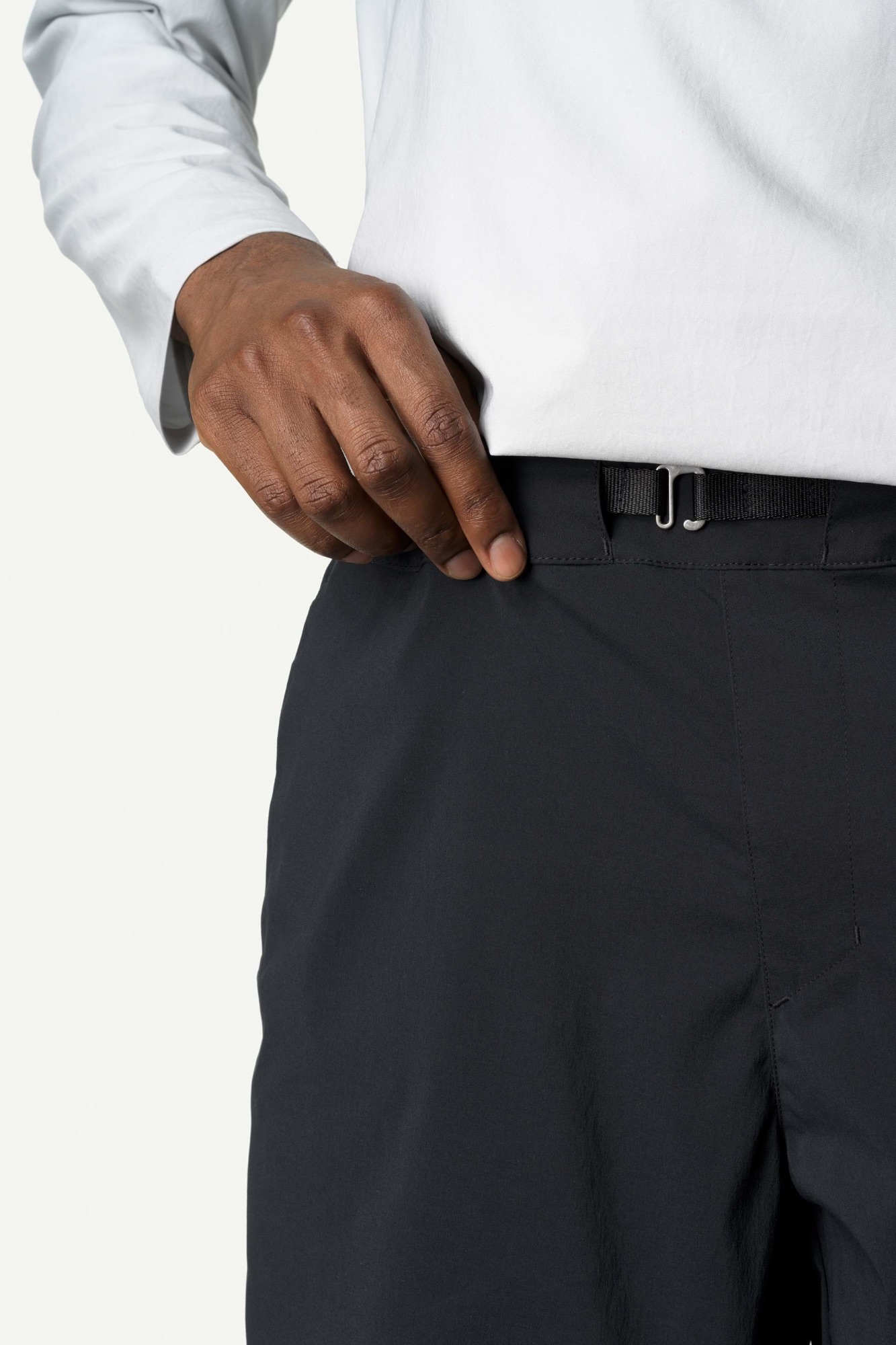 Houdini Men's Wadi Shorts Black 02