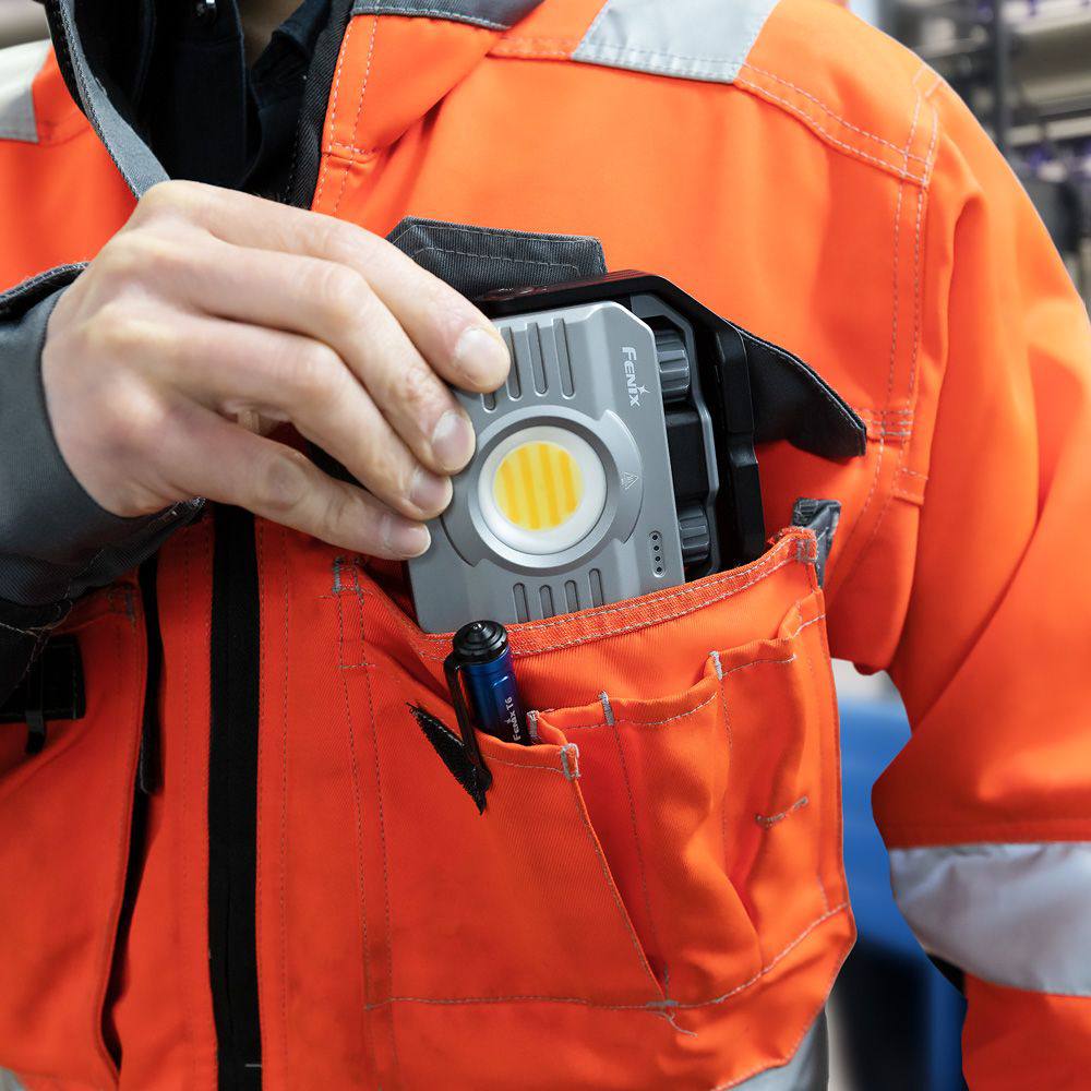 Fenix CL28R 2000 lm  09