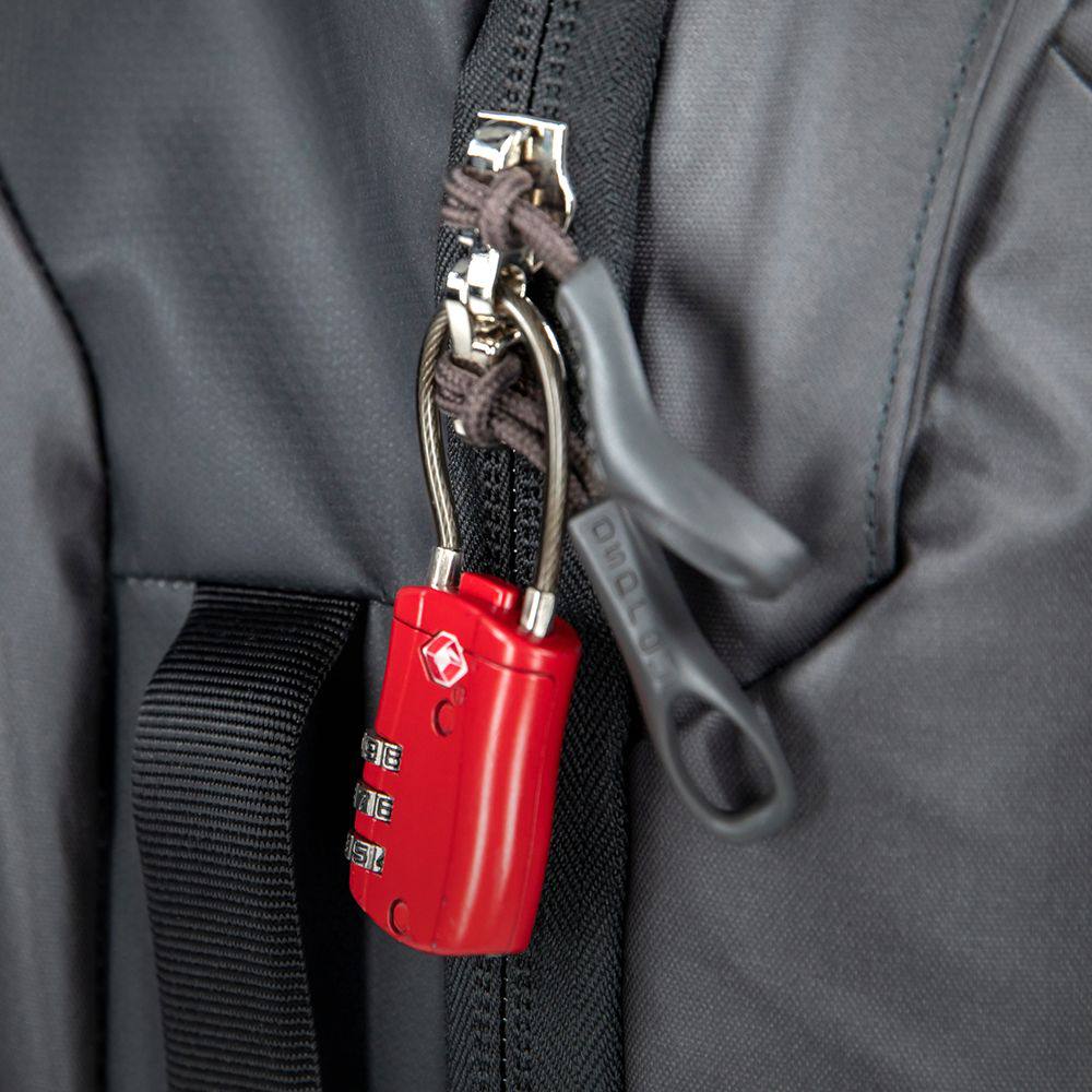 Osprey Poco Carry Case Musta 05